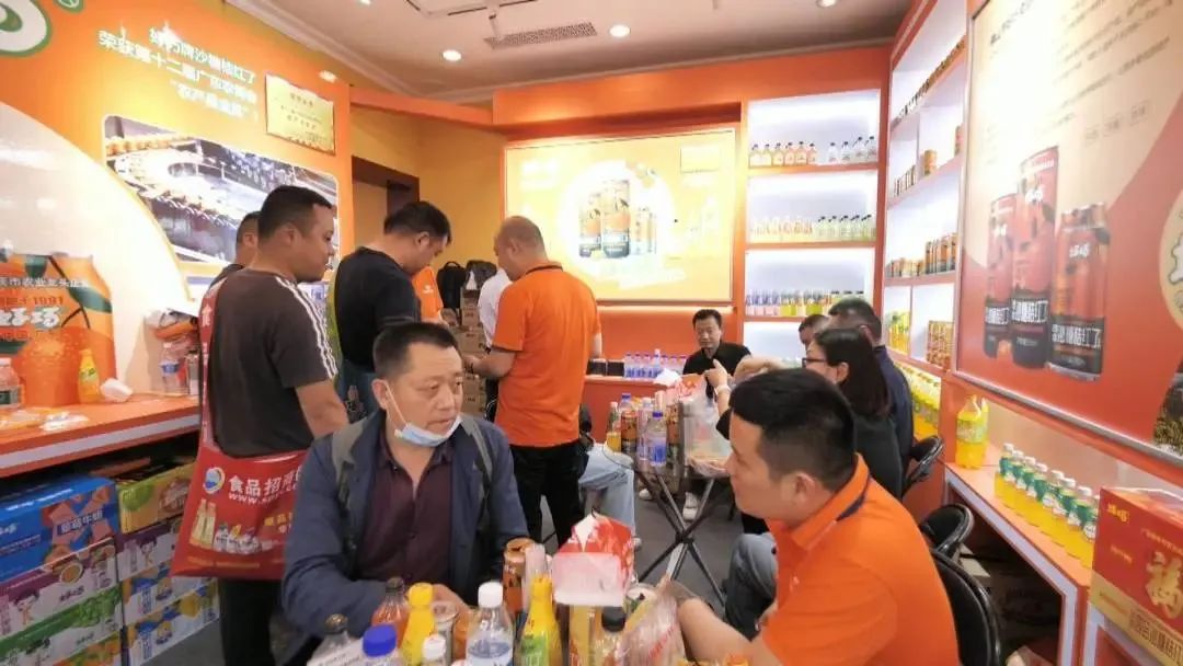 四会好巧牌沙糖桔系列饮料在108届全国糖酒会上火爆劲销!!!