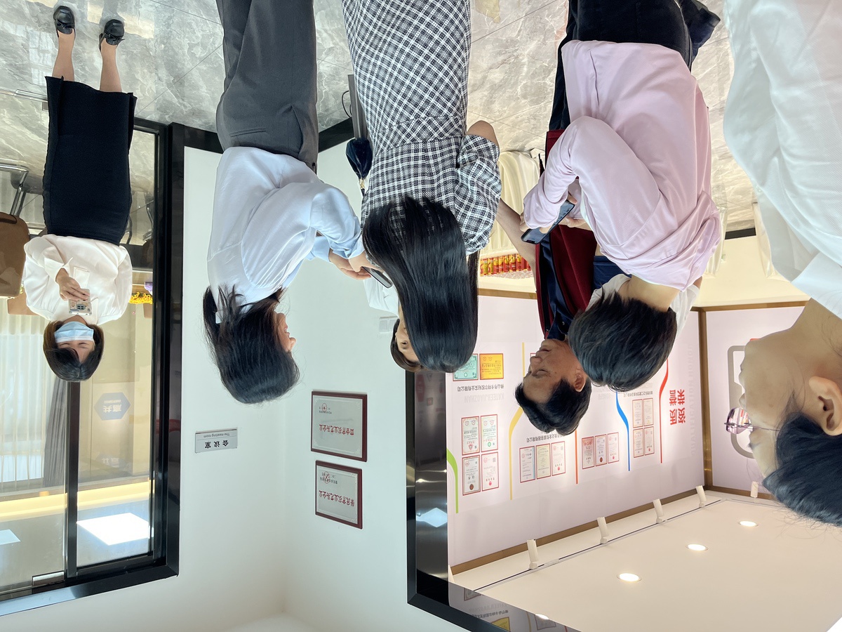 南方记者和肇庆记者来访